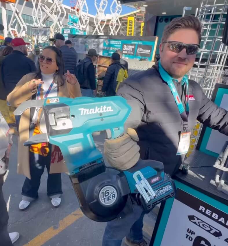 Makita 40v 16 ga rebar tier (1)