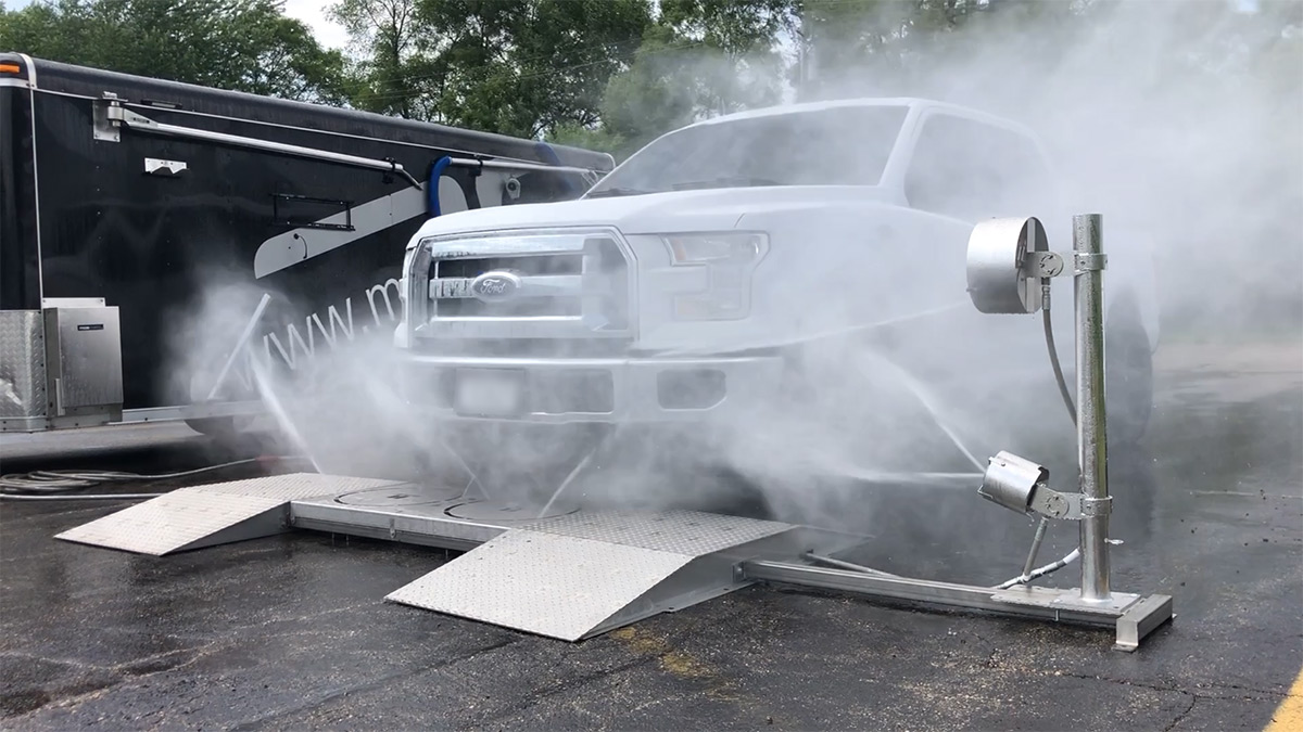 Undercarriage cleaner ramp application 003